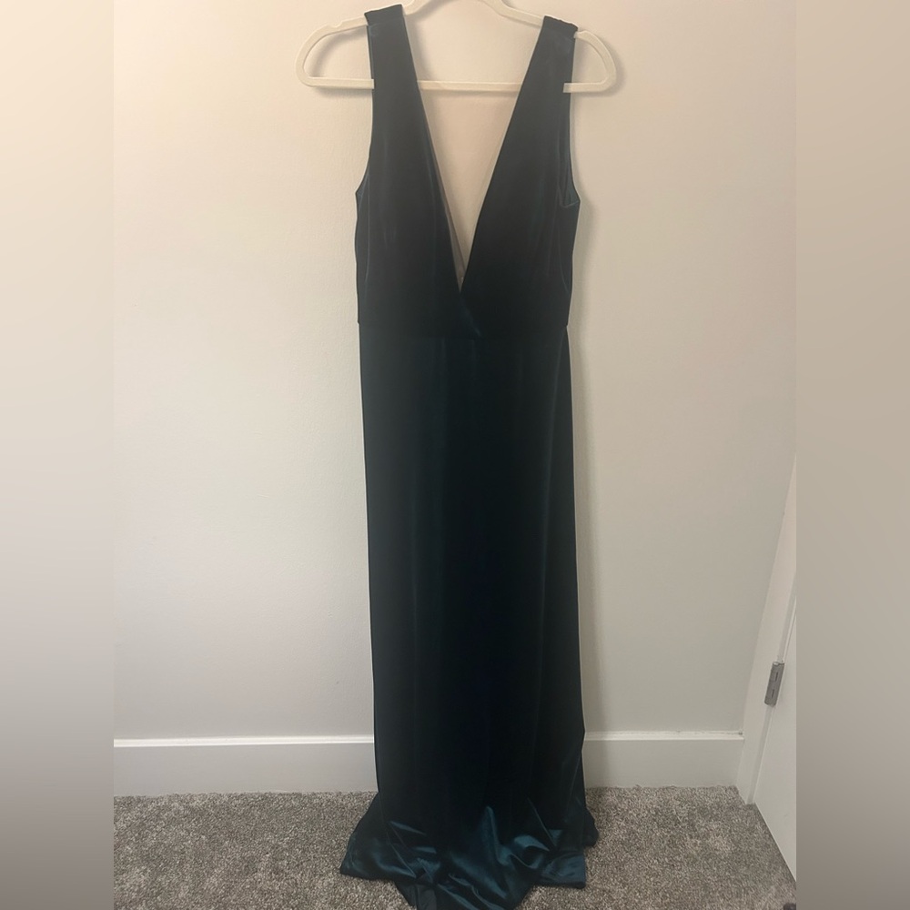 Elegant Dark Green Velour Low Back V-Neck Dress